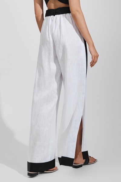 Linen Side Split Trousers in White/Navy