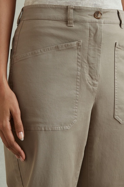 Cotton Blend Barrel Leg Trousers in Olive