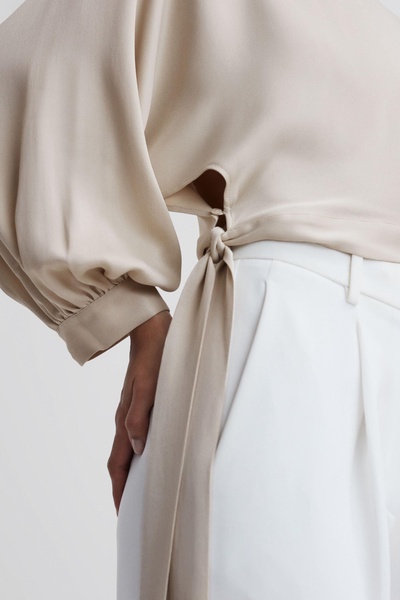 Blouson Style Cropped Blouse in Champagne