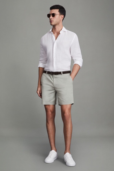 Modern Fit Cotton Blend Chino Shorts in Soft Sage