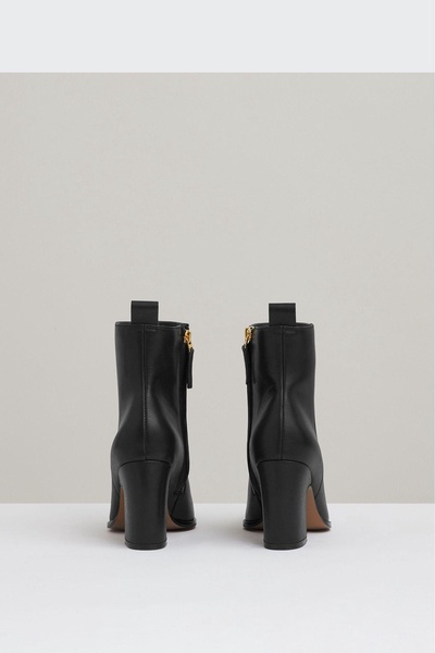 Leather Blocked Heel Ankle Boots in Black