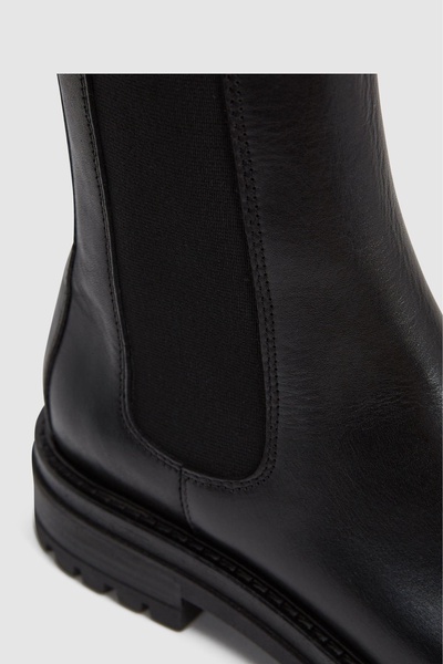 Leather Pull On Chelsea Boots in Black