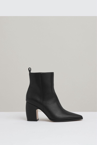 Leather Blocked Heel Ankle Boots in Black