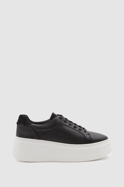 Platform Leather Trainers in Black