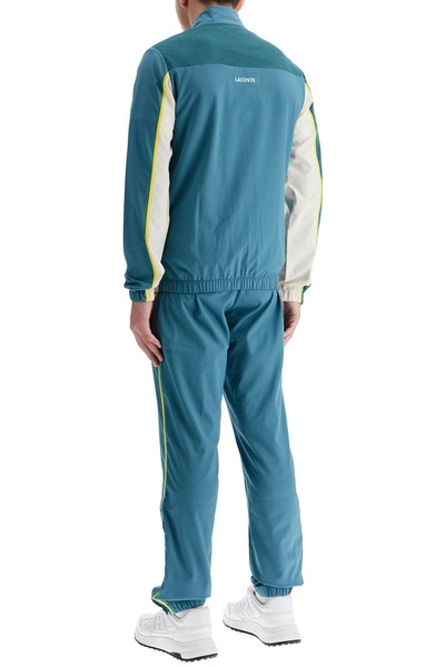 sporty tracksuit with contrasting stitching