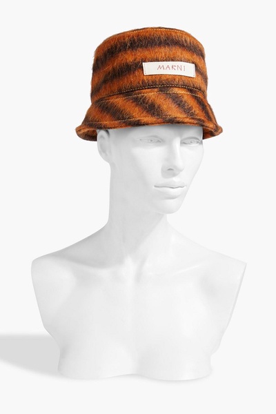 Logo-appliquéd striped knitted bucket hat