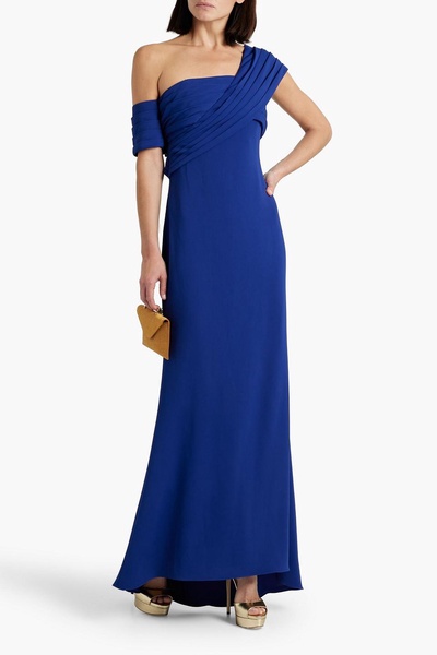 One-shoulder crepe gown