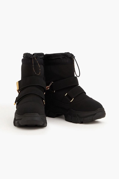 Chain-embellished neoprene snow boots