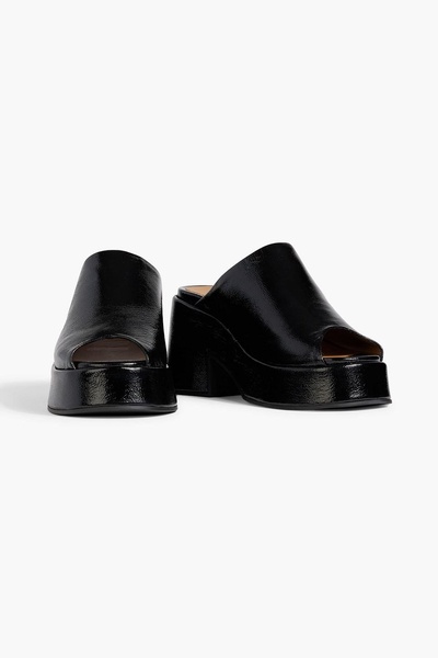 Retro crinkled patent-leather platform mules