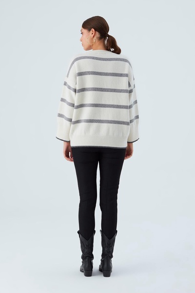 Carla Striped Loose Fit Pullover In Ecru/Grey