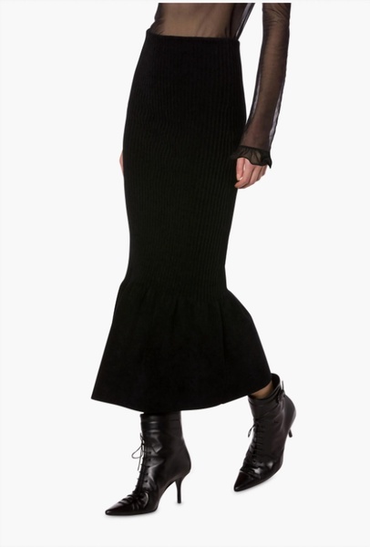 ribbed chenille skirt in black