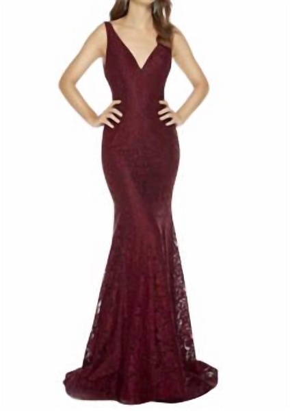 lace mermaid gown in wine