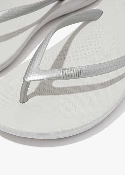 Iqushion Silver Ergonomic Flip Flops