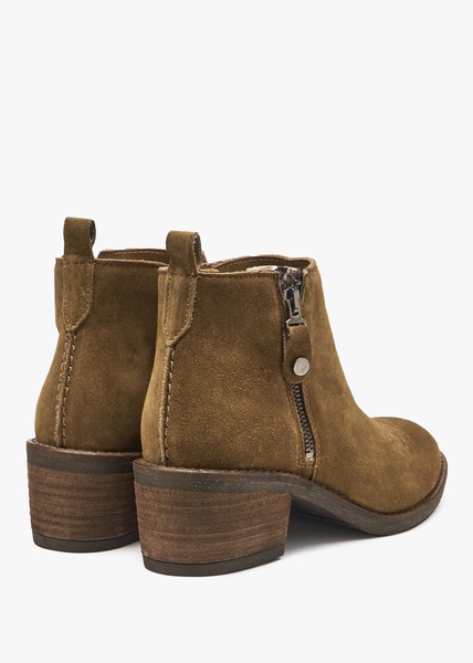 Ackie Tan Suede Western Ankle Boots