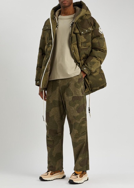 8 Moncler Palm Angels camouflage cotton trousers 