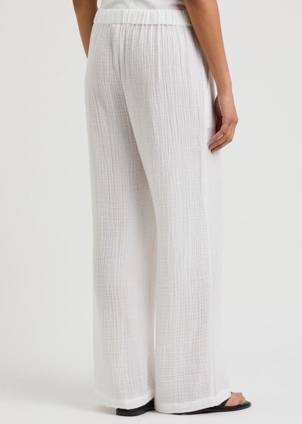 Straight-leg seersucker trousers