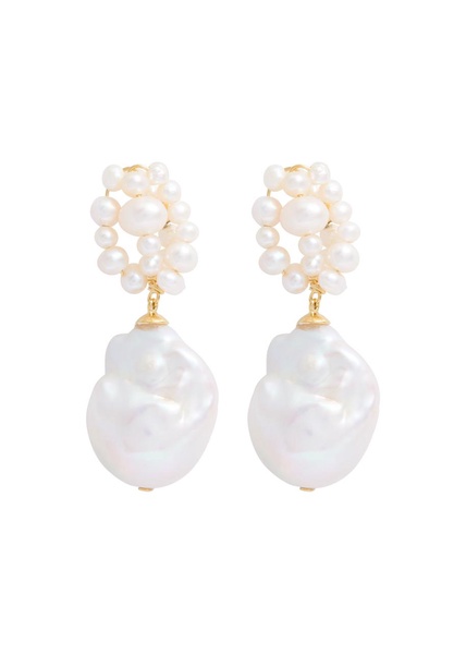 Tra-la-la pearl drop earrings 