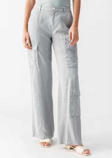 doheny cargo pants in eucalyptus