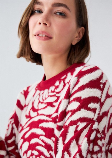 Rose Patterned Knitwear Fluffy Crew Neck Sweater  Red/Cream