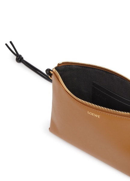 Knot T Pouch in shiny nappa calf leather