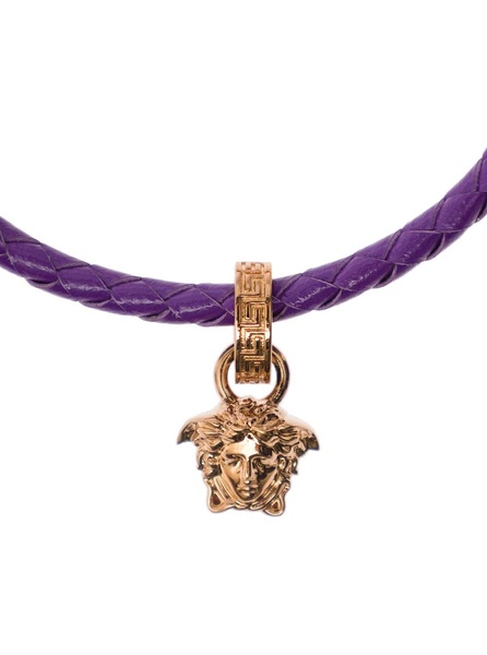 Medusa Plaque Detail Bracelt in Gold-Tone Brass and Purple Leather Woman