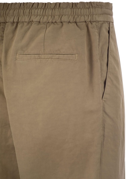 Brunello Cucinelli Leisure Fit Trousers In Linen And Cotton Gabardine