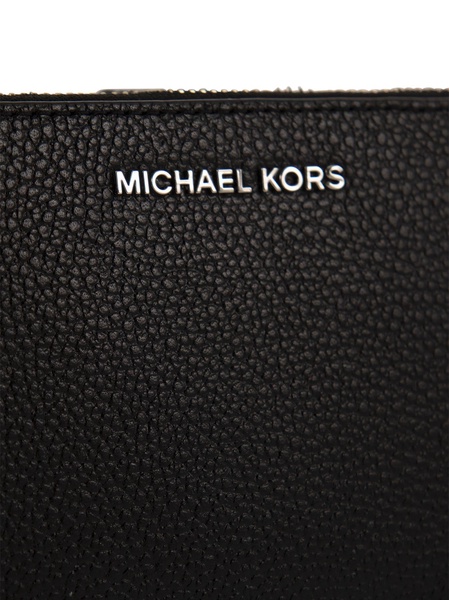 Michael Kors Grained Leather Smartphone Wallet