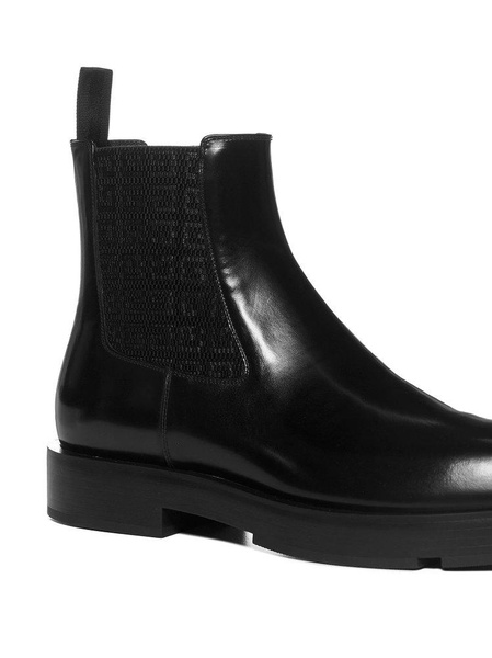 Givenchy Logo Detailed Chelsea Boots