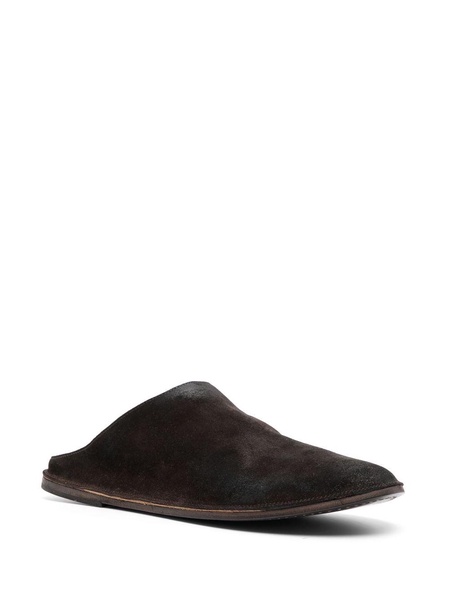 round toe suede slippers