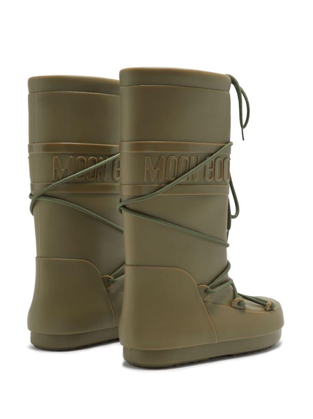 Rain water-repellent boots