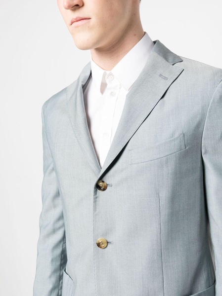 single-breasted button suit