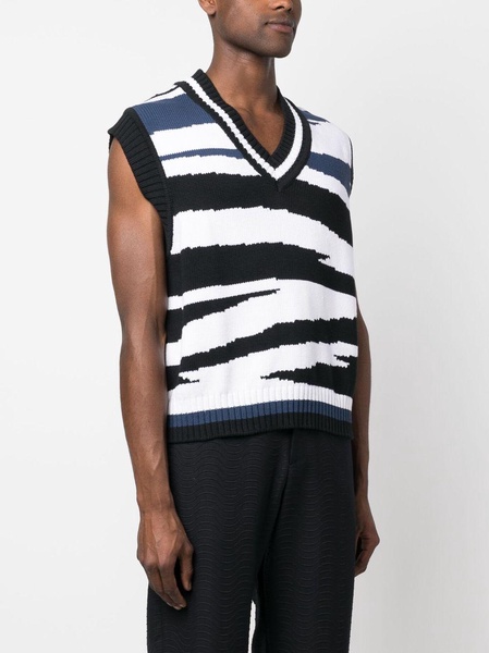 V-neck knitted vest top