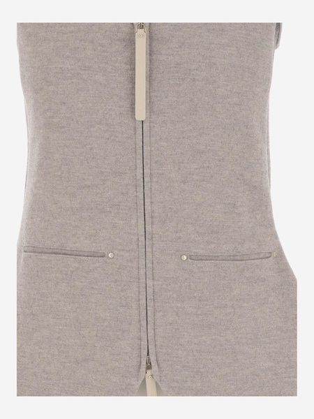 Giorgio Armani Single Breasted Cashmere Vest