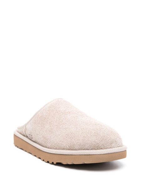 UGG M Classic Slip-On Shaggy Suede Shoes