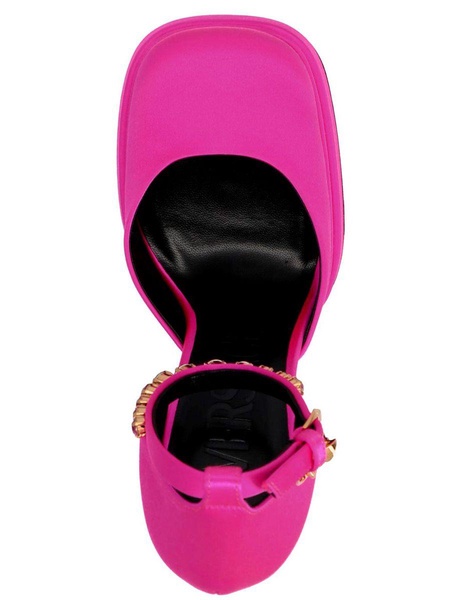 'Aevitas' Fuchsia Pumps with Medusa Charm and Platform in Silk Blend Woman