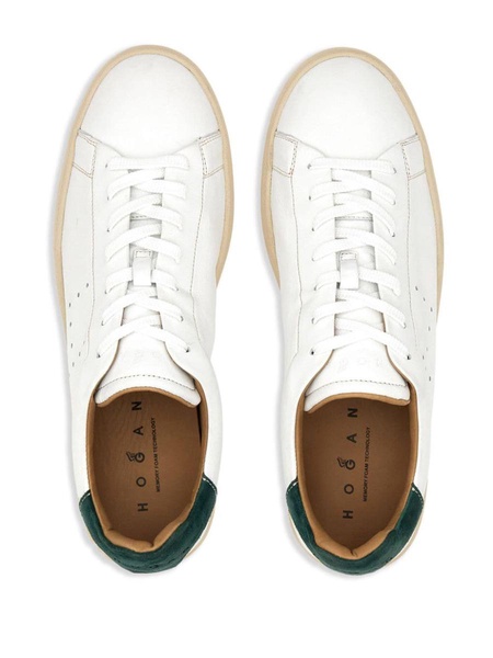 H672 leather low-top sneakers