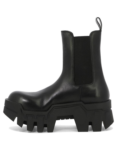 BALENCIAGA Stylish Black Women's Boots for 2024 Season