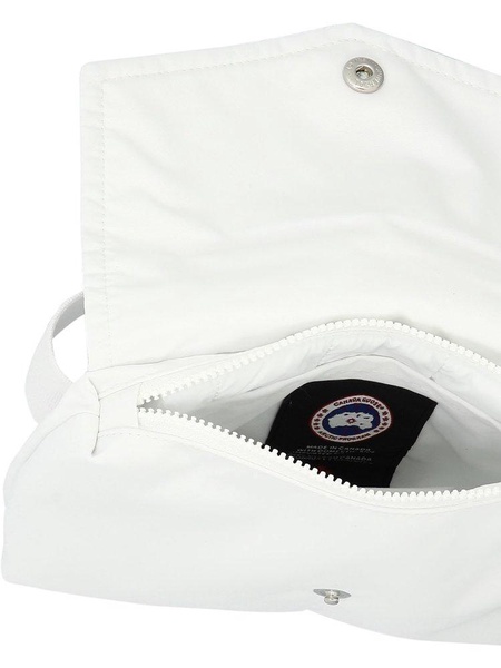 Canada Goose Logo-Patch Zipped Belt Bag