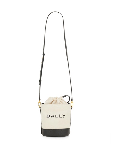 Bucket Bag "bar"