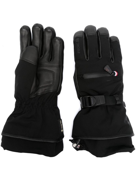 padded zip-pocket gloves