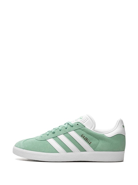 Gazelle low-top sneakers