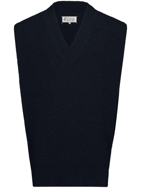 V-neck knitted vest