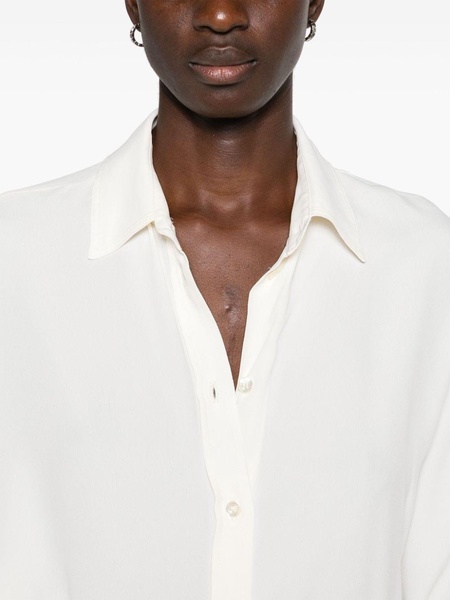 classic-collar crepe shirt