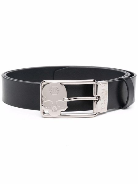 buckle-fastening leather belt