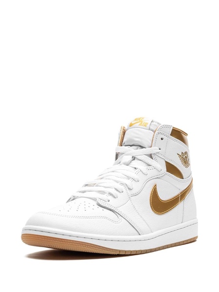 Air Jordan 1 Retro High OG "Metallic Gold" sneakers