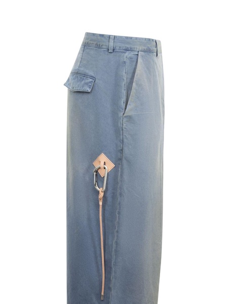 drop-crotch trousers