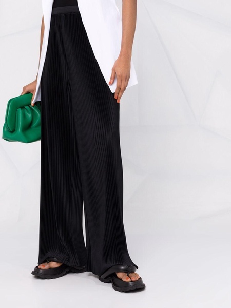 high-waist pleated trousers