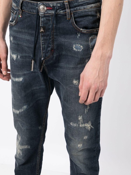 low-rise slim-cut jeans 