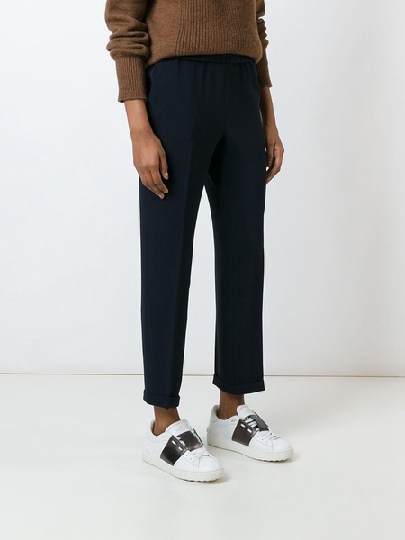 straight-leg trousers