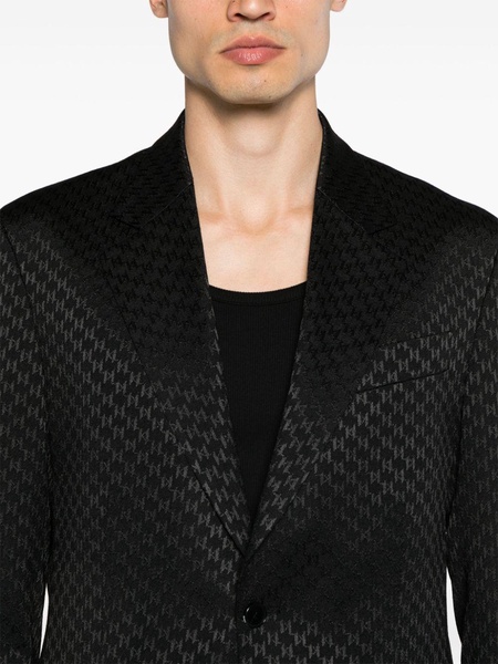 notched-lapels single-breasted blazer